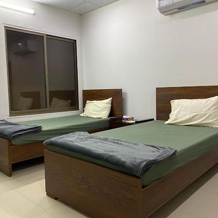 • Faizi Furnished Apartments 费萨拉巴德 外观 照片
